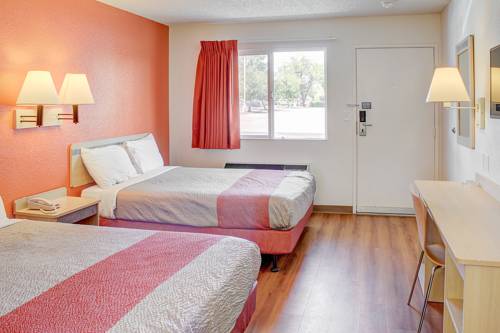 Imagen de la habitación del Motel 6 Lancaster, Ca. Foto 5