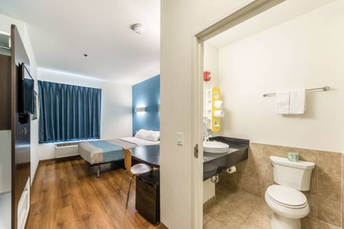 Imagen de la habitación del Motel 6 Laredo, Tx - Airport. Foto 5