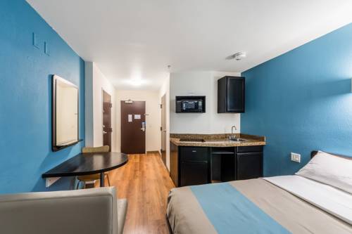 Imagen de la habitación del Motel 6 Laredo, Tx - Airport. Foto 12