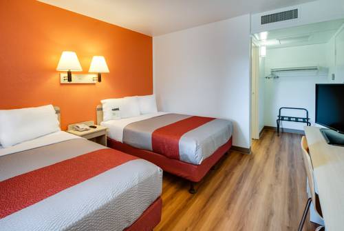 Imagen de la habitación del Motel 6 Lenexa, Ks - Kansas City Southwest. Foto 9