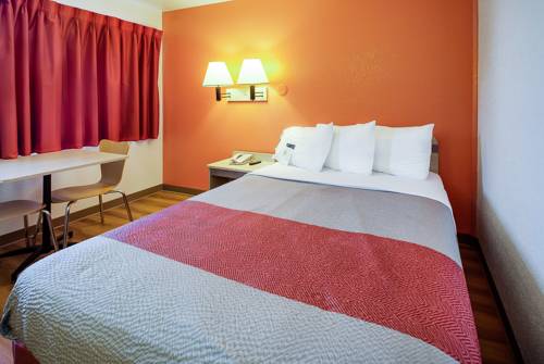 Imagen de la habitación del Motel 6 Lenexa, Ks - Kansas City Southwest. Foto 10