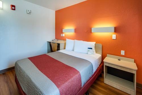 Imagen de la habitación del Motel 6 Lenexa, Ks - Kansas City Southwest. Foto 12