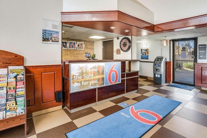 Imagen de los interiores del Motel 6 Levittown, PA - Bensalem. Foto 16