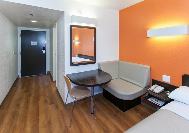 Imagen de la habitación del Motel 6 Los Angeles, Ca - Los Angeles - Lax. Foto 13