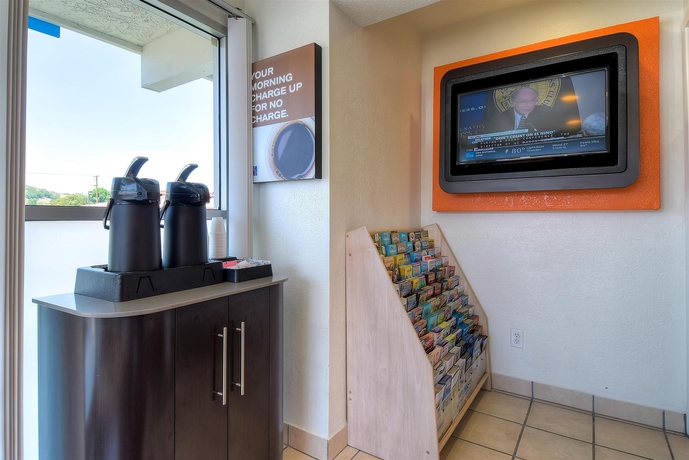 Imagen de los interiores del Motel 6 Los Angeles - Hacienda Heights. Foto 15