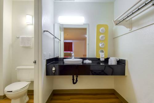Imagen de la habitación del Motel 6 Los Angeles - Harbor City. Foto 7