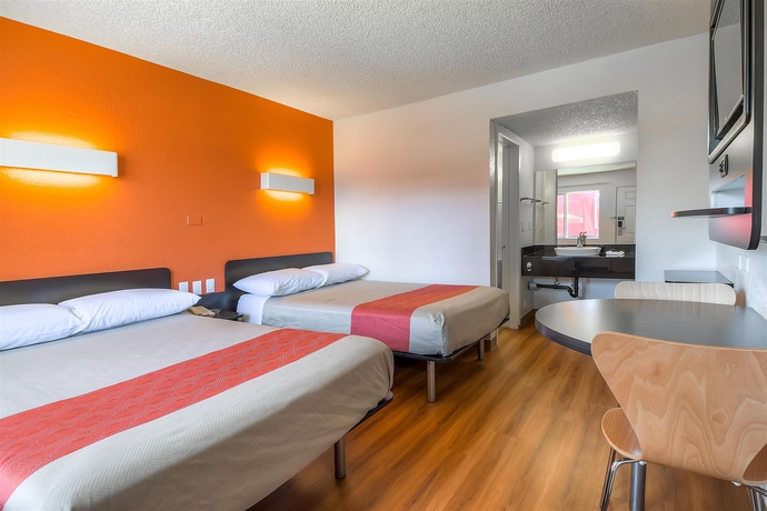 Imagen de la habitación del Motel 6 Los Angeles - Long Beach. Foto 12