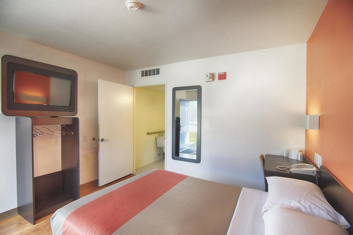 Imagen de la habitación del Motel 6 Mammoth Lakes, Ca. Foto 14