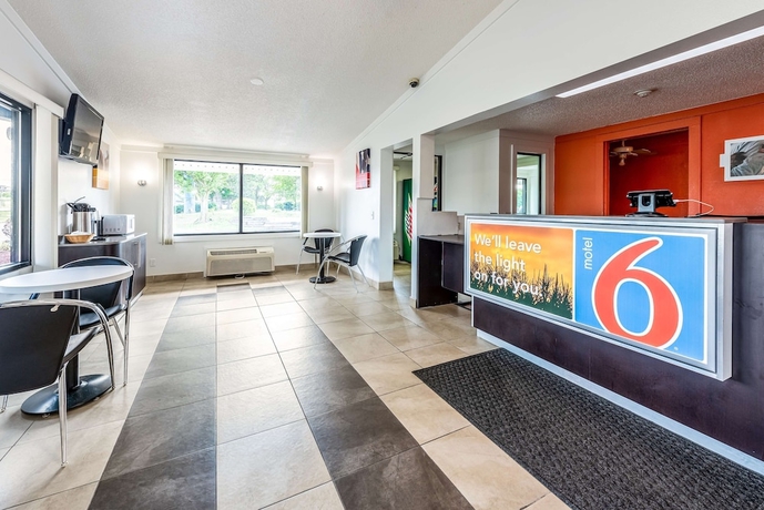 Imagen de los interiores del Motel 6 Mansfield, Oh. Foto 16