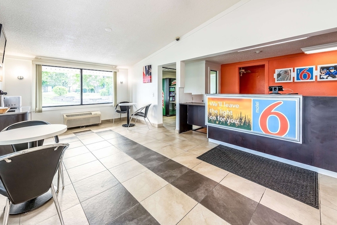Imagen de los interiores del Motel 6 Mansfield, Oh. Foto 18