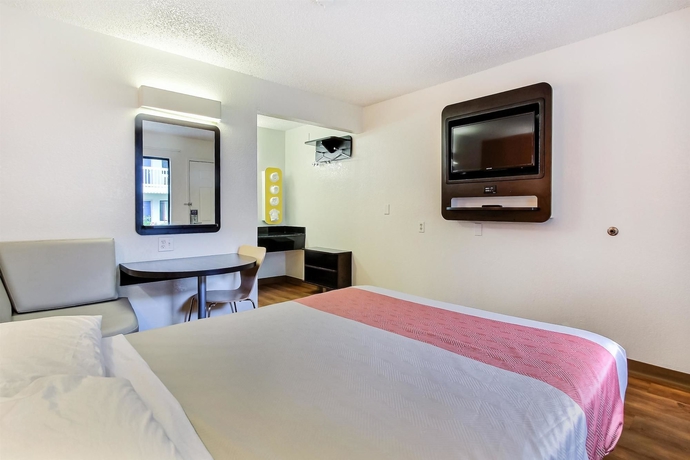 Imagen de la habitación del Motel 6 Marina, Ca - Monterey. Foto 4