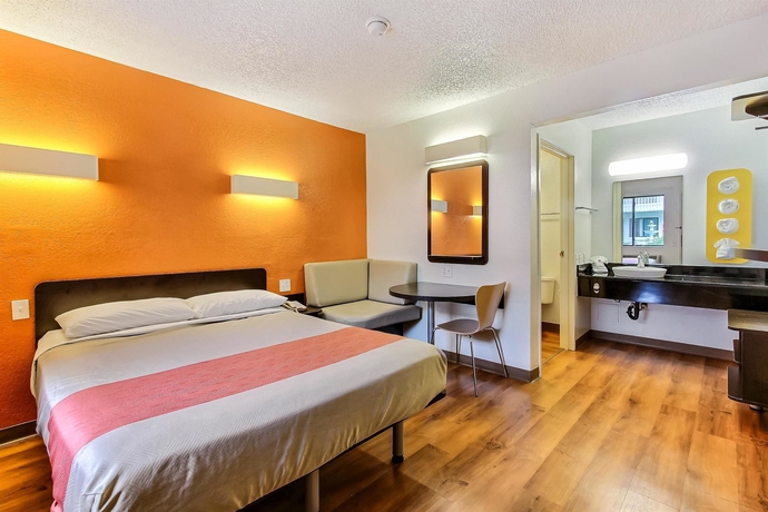 Imagen de la habitación del Motel 6 Marina, Ca - Monterey. Foto 5