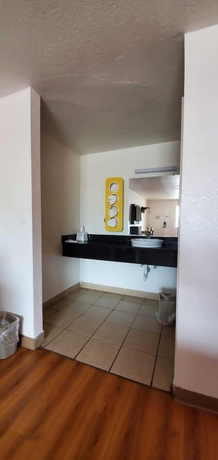 Imagen de la habitación del Motel 6 Memphis, Tn - Graceland. Foto 8