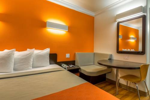 Imagen de la habitación del Motel 6 Menifee, Ca. Foto 3