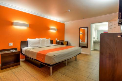 Imagen de la habitación del Motel 6 Menifee, Ca. Foto 5