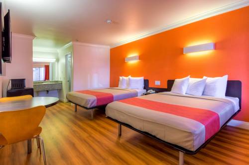 Imagen de la habitación del Motel 6 Menifee, Ca. Foto 9