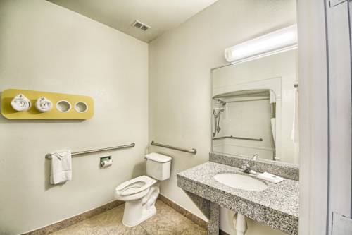 Imagen de la habitación del Motel 6 Mission, Tx. Foto 12