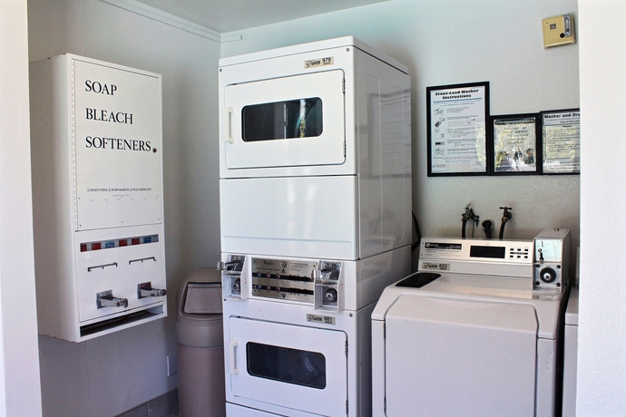 Imagen de los interiores del Motel 6 Morro Bay, Ca. Foto 8