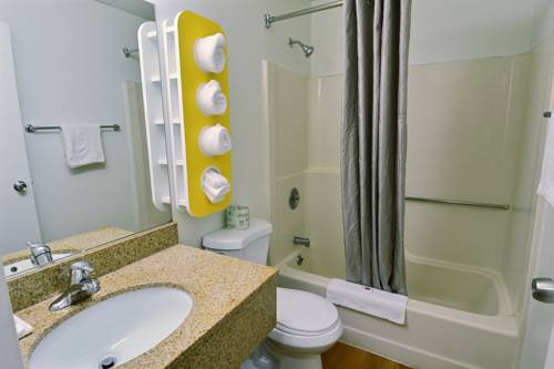 Imagen de la habitación del Motel 6 Nashua, Nh - North. Foto 9