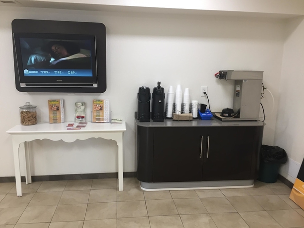 Imagen del bar/restaurante del Motel 6 Nashville, Tn - Airport. Foto 7