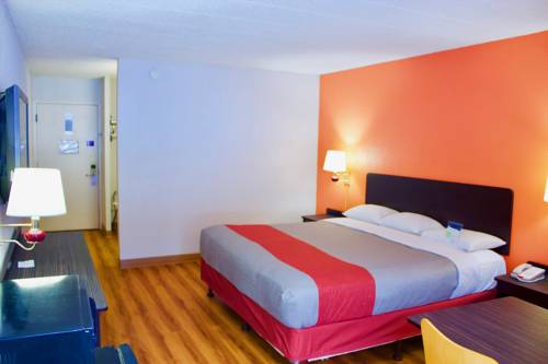 Imagen de la habitación del Motel 6 New Stanton, Pa. Foto 4