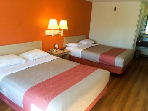 Imagen de la habitación del Motel 6 Newport News, Va. Foto 6