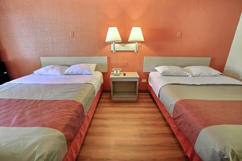 Imagen de la habitación del Motel 6 Newport News, Va. Foto 13