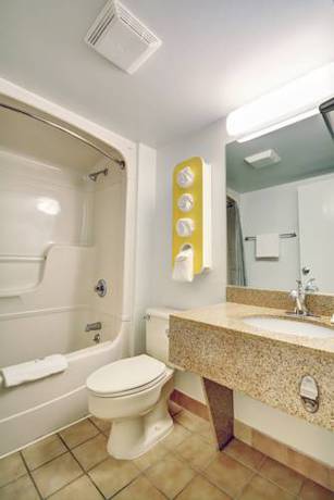 Imagen de la habitación del Motel 6 Newport, Ri. Foto 12