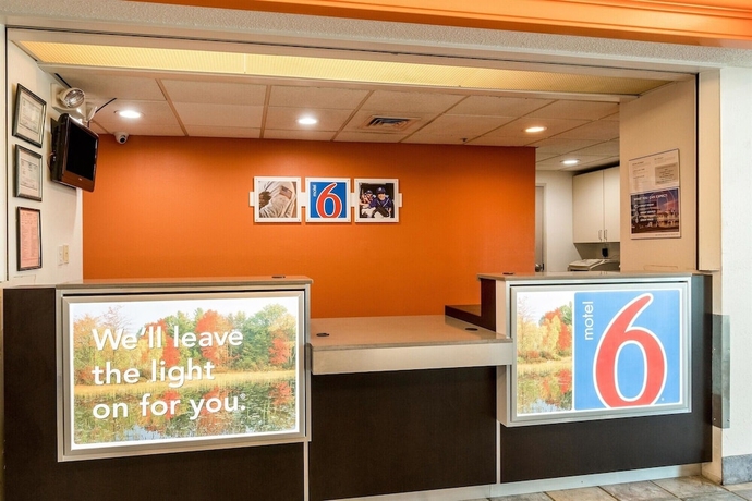 Imagen de los interiores del Motel 6 Newport, Tn. Foto 13