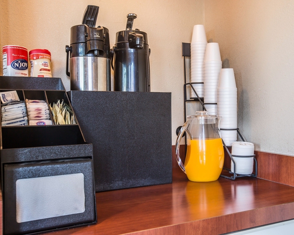 Imagen del bar/restaurante del Motel 6 Norwalk, Ca. Foto 3