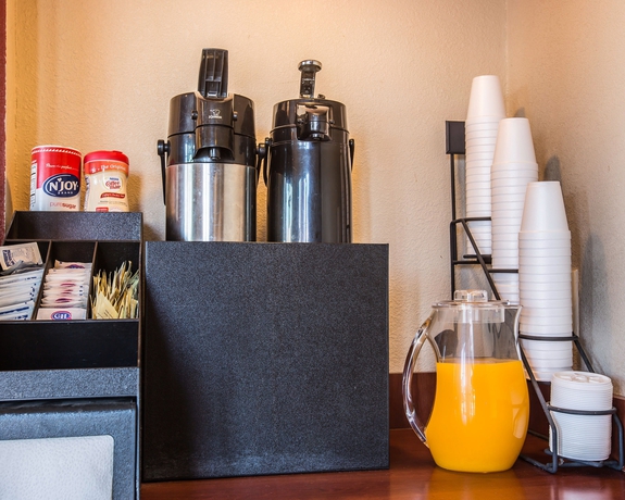 Imagen del bar/restaurante del Motel 6 Norwalk, Ca. Foto 4