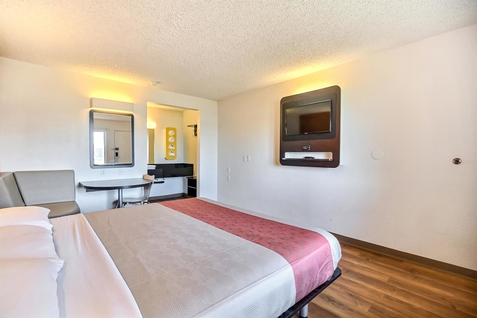 Imagen de la habitación del Motel 6 Oakland, Ca - Embarcadero. Foto 7