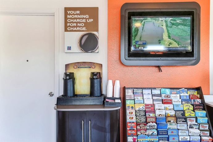Imagen de los interiores del Motel 6 Oakland, Ca - Embarcadero. Foto 12