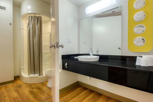 Imagen de la habitación del Motel 6 Oceanside, Ca. Foto 11