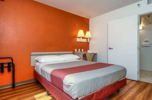 Imagen de la habitación del Motel 6 Oceanside, Ca. Foto 13