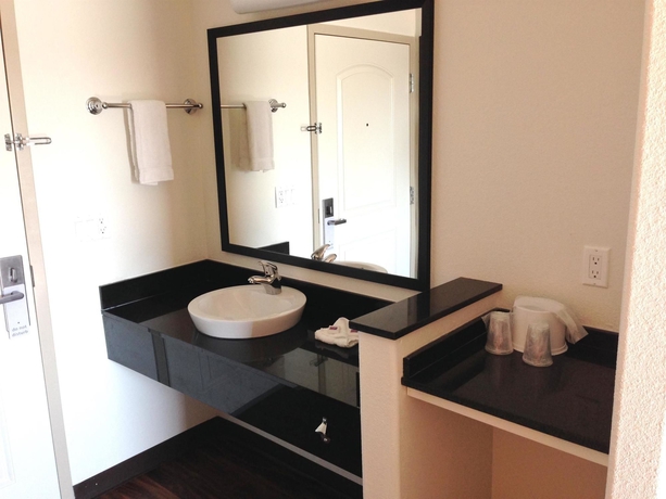 Imagen de la habitación del Motel 6 Oceanside, Ca &ndash; Marina. Foto 7