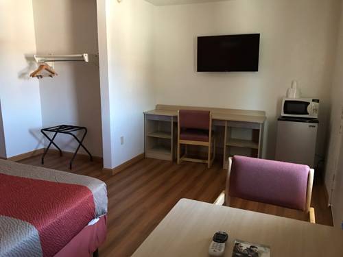 Imagen de la habitación del Motel 6 Orange, Ca - Anaheim. Foto 4