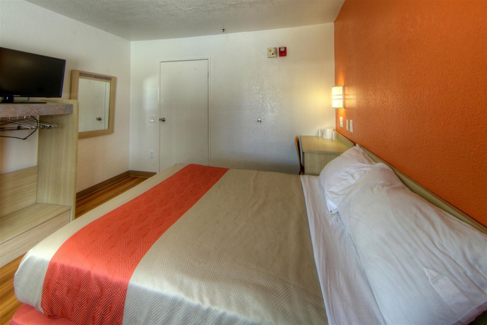 Imagen de la habitación del Motel 6 Orlando - Winter Park. Foto 5
