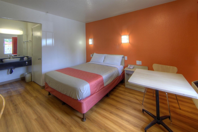 Imagen de la habitación del Motel 6 Orlando - Winter Park. Foto 8