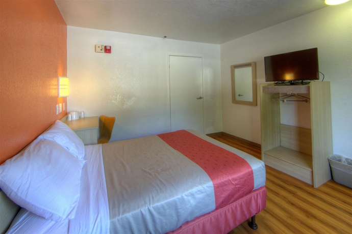 Imagen de la habitación del Motel 6 Orlando - Winter Park. Foto 13