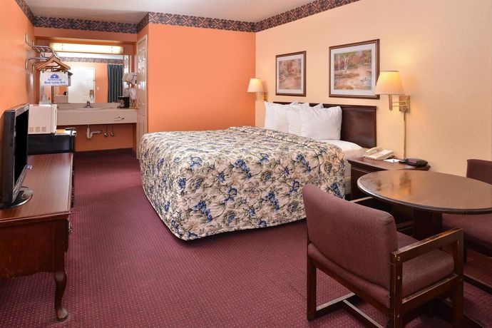 Imagen del bar/restaurante del Motel 6 Ozark, Ar. Foto 4