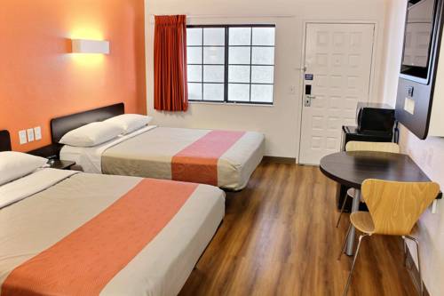 Imagen de la habitación del Motel 6 Paso Robles. Foto 4