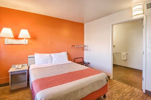 Imagen de la habitación del Motel 6 Pendleton. Foto 6
