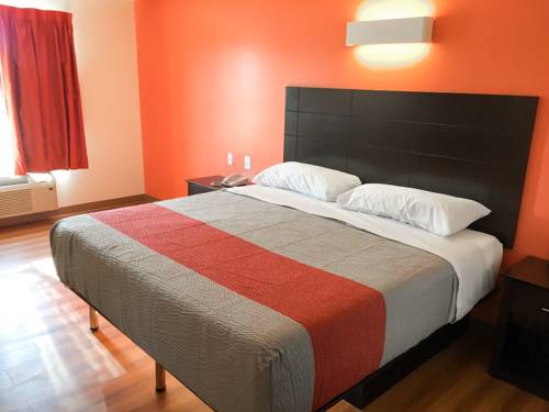 Imagen de la habitación del Motel 6 Peoria, Il. Foto 6