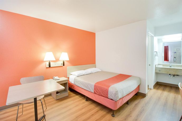Imagen de la habitación del Motel 6 Phoenix, Az - East. Foto 4