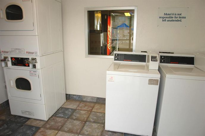 Imagen de los interiores del Motel 6 Phoenix North - Bell Road. Foto 6