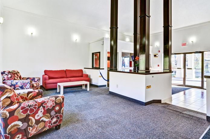 Imagen de los interiores del Motel 6 Pittsburgh Airport. Foto 14