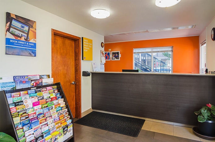 Imagen de los interiores del Motel 6 Portland, Or - Downtown. Foto 16