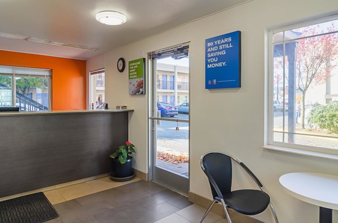 Imagen de los interiores del Motel 6 Portland, Or - Downtown. Foto 18