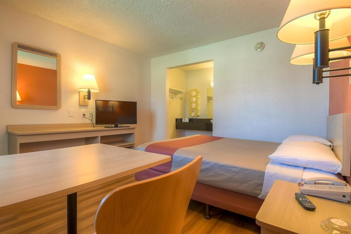 Imagen de la habitación del Motel 6 Rancho Mirage, Ca - Palm Springs. Foto 10